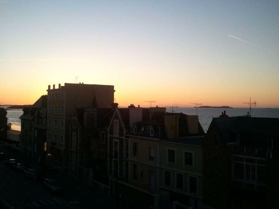 Ker Romain - Sea View - 3 Bedrooms Appt Saint-Malo Exterior foto